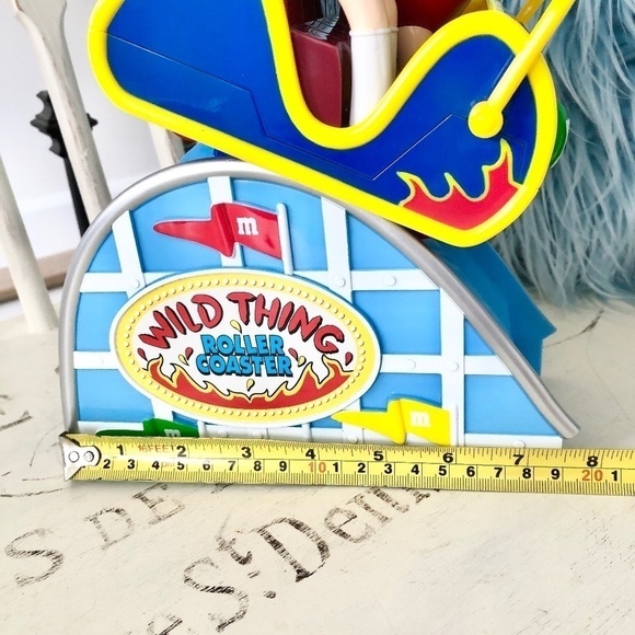 M&M, WILD THING, Roller Coaster Ride, Candy Dispenser, Vintage, 2002 - Picture 12 of 12